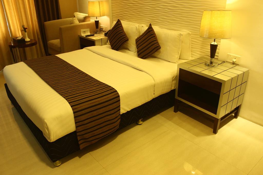 Hotel Abaam Cochin Kochi Zimmer foto